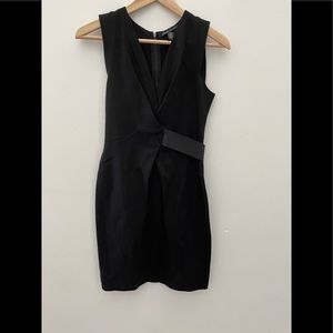 Kenneth cold black dress